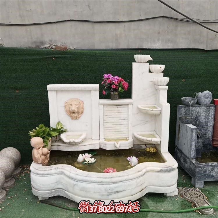 家居擺件，流水環(huán)繞庭院