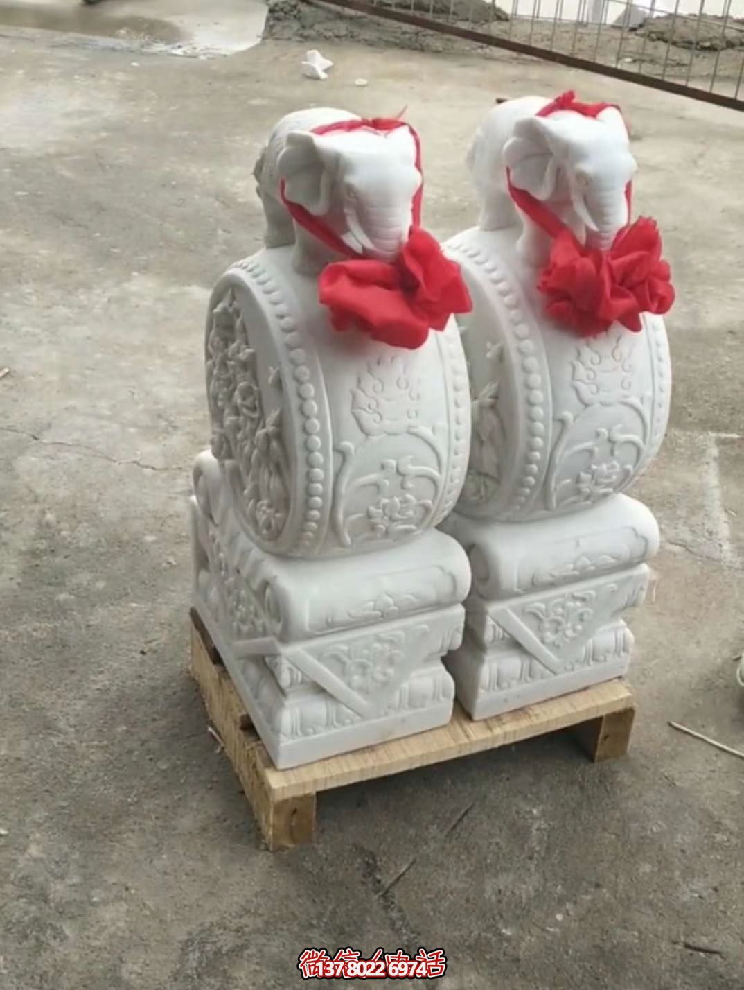 漢白玉吉祥小象雕塑，石門(mén)口擺放門(mén)墩