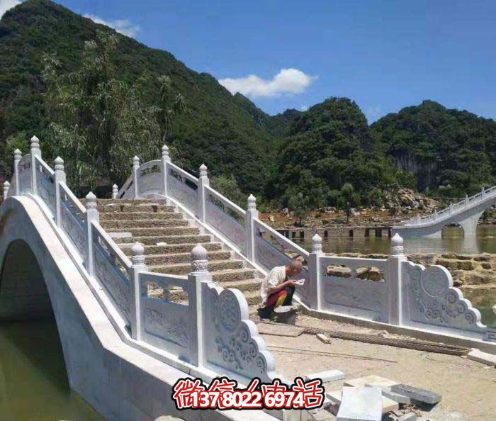 石拱橋，精美漢白玉欄桿，美景美景