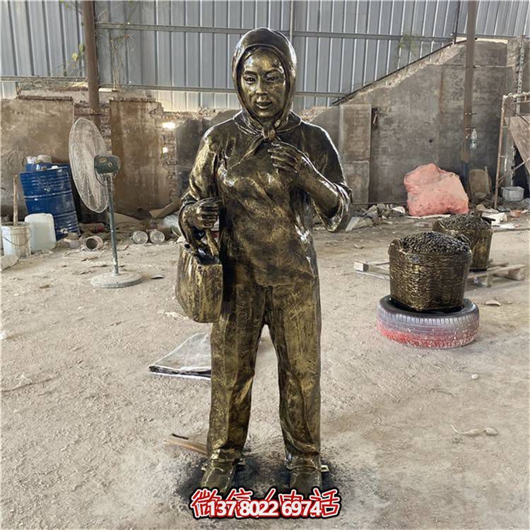 玻璃鋼仿銅人物雕塑，美化園林景區