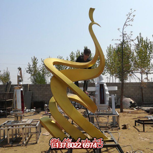 金屬景觀(guān)酒店擺件異性金屬抽象鳳凰雕塑